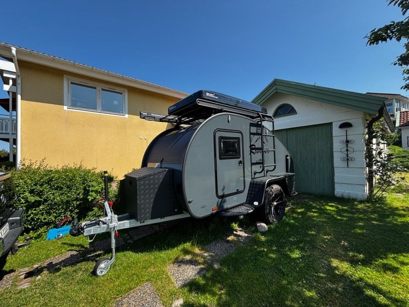 Hero Camper Armstrong Matkailuvaunu - Marl, Saksa