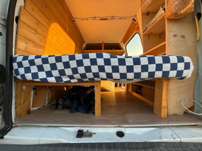 Ford Transit Connect Campervan - La Tour-de-Peilz, Schweiz