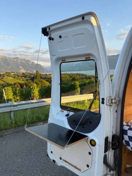 Ford Transit Connect Campervan - La Tour-de-Peilz, Schweiz