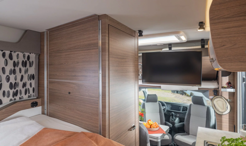 Knaus Tourer Van 500 MQ Wohnmobil - Altendorf, Schweiz