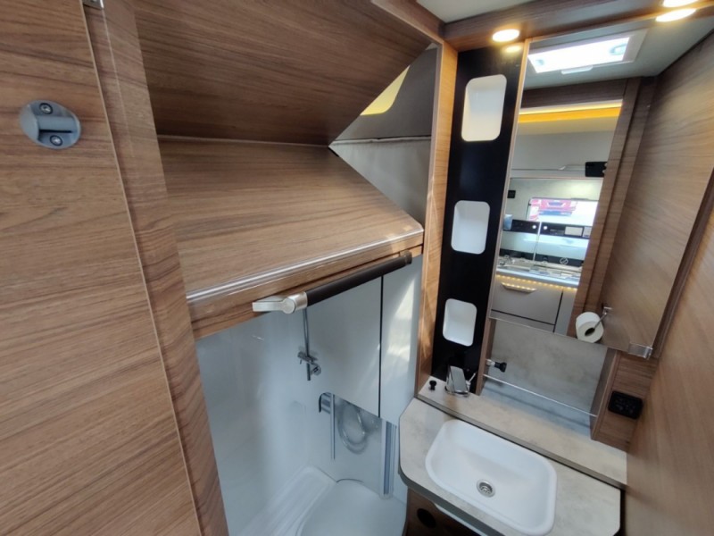 Knaus Tourer Van 500 MQ Wohnmobil - Altendorf, Schweiz