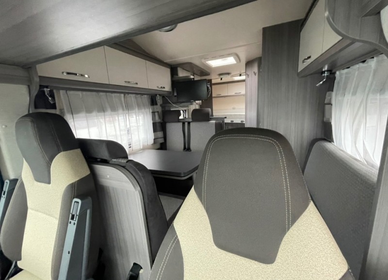 Hobby A70 GFM Matkailuauto (Sa) 3OV 2179CM3 Wohnmobil - Simpele, Finnland