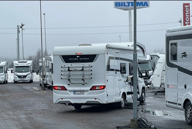 Hobby A70 GFM Matkailuauto (Sa) 3OV 2179CM3 Wohnmobil - Simpele, Finnland