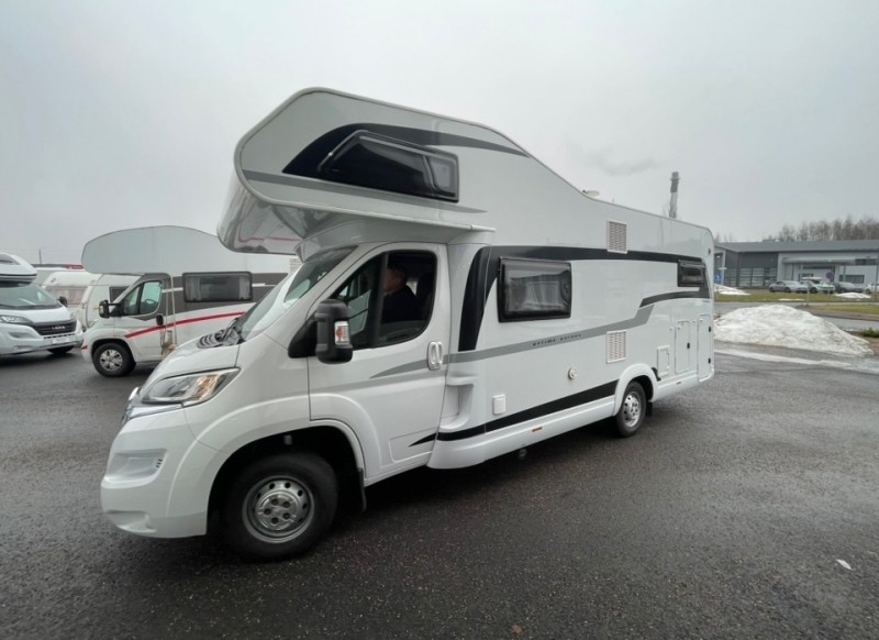 Hobby A70 GFM Matkailuauto (Sa) 3OV 2179CM3 Wohnmobil - Simpele, Finnland