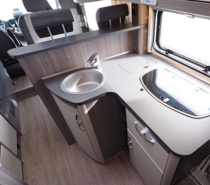Hobby A70 GFM Matkailuauto (Sa) 3OV 2179CM3 Wohnmobil - Simpele, Finnland
