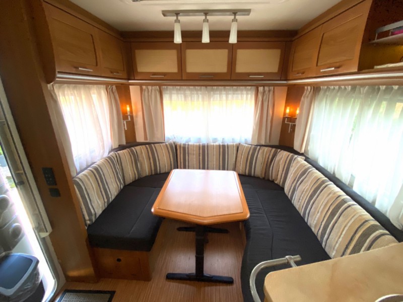 Knaus Azur 500 Caravane - Busswil, Suisse