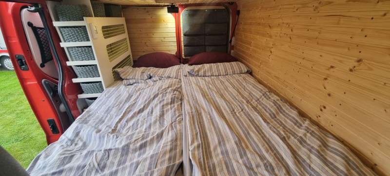 Opel Vivaro Van 2.0 CDTI Campingbus - Västerås, Schweden