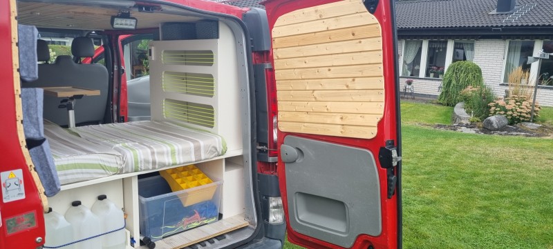 Opel Vivaro Van 2.0 CDTI Campingbus - Västerås, Schweden