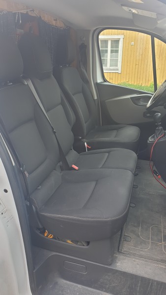 Renault Trafic 1.6 dCi Campingbus - Uppsala, Schweden