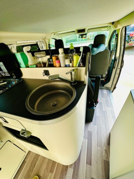 Ford Transit Nugget Campingbus - Reinach, Schweiz