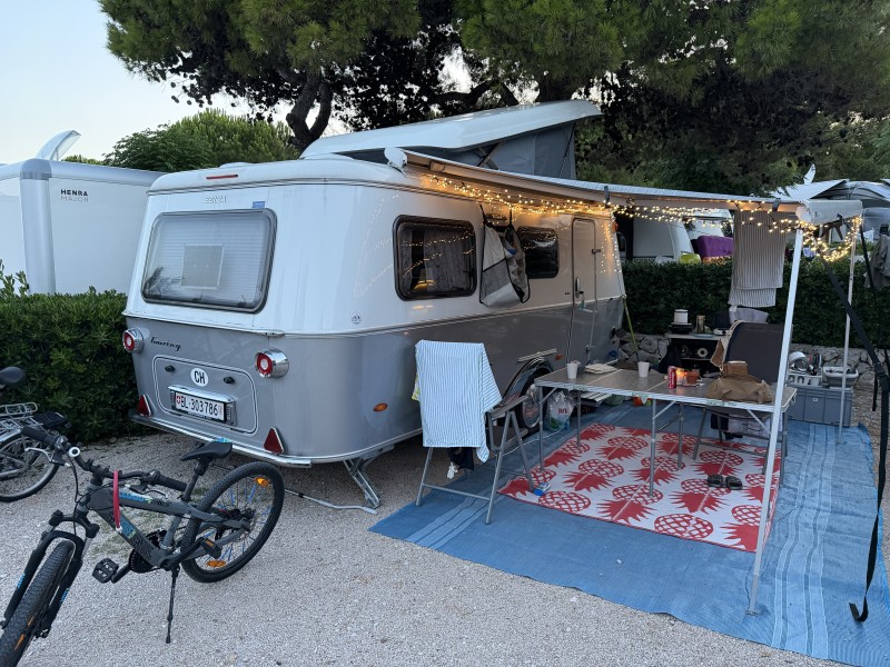 Eriba 630 Campingvogn - Therwil, Schweiz