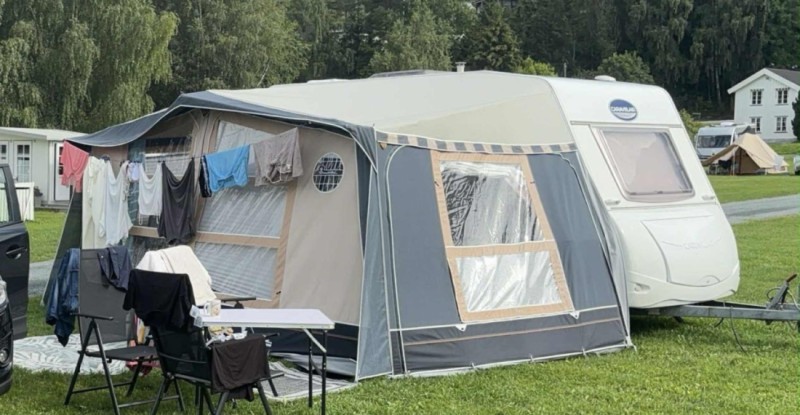 Caravelair Ambiance 400 Wohnwagen - Ågotnes, Norwegen