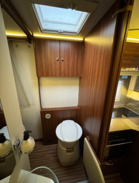 Adria Matrix 670SBC Wohnmobil - Stokke, Norwegen