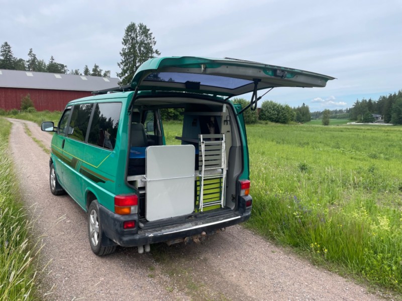Volkswagen Transporter T4 2.5 TDI Campingbus - Helsinki, Finnland