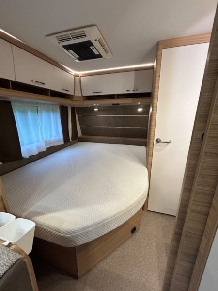 Dethleffs Camper 650 FMK Snow Plus Wohnwagen - Uddevalla, Schweden