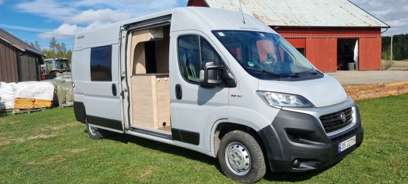 Weinsberg R47 Wohnmobil - kløfta, Norwegen