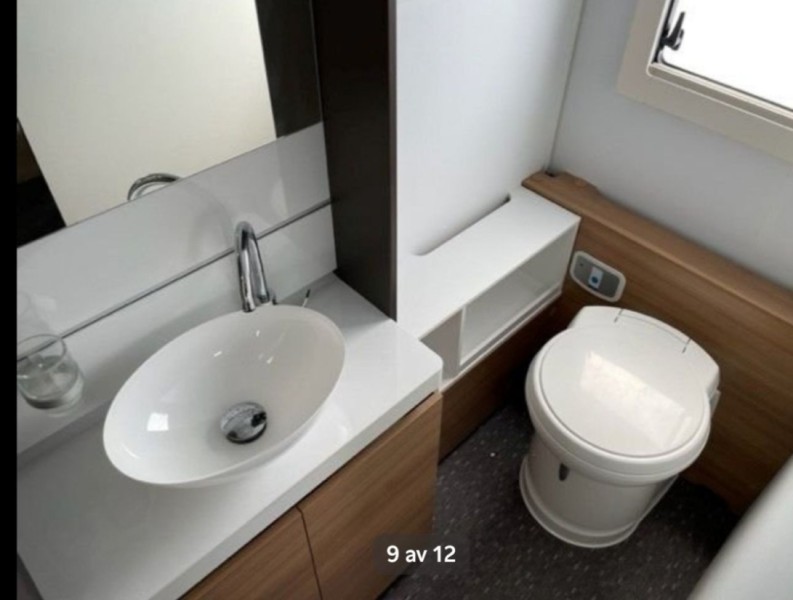 Adria 663HT Matkailuvaunu - Östersund, Ruotsi