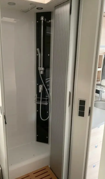 Dethleffs Pulse clasic Wohnmobil - Romont, Schweiz