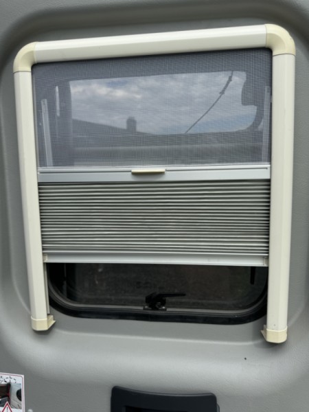 Citroën Pössl 2Win Campingbus - Gwatt, Schweiz