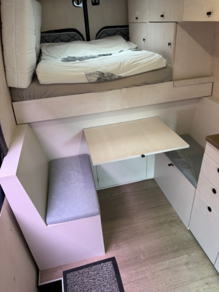 Mercedes-Benz Sprinter 3-T Umpikori 216 CDI Campingbus - Turku, Finnland