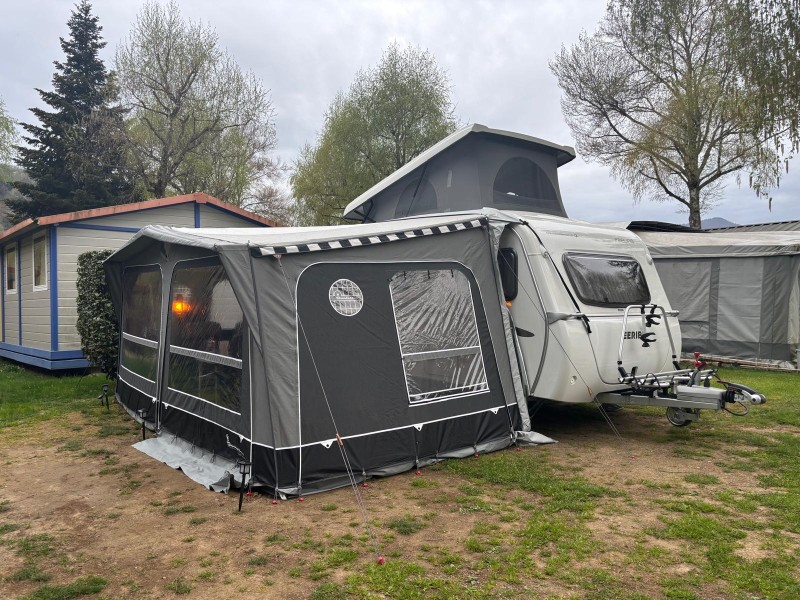 Eriba Feeling 442 Wohnwagen - Erlenbach i.S., Schweiz