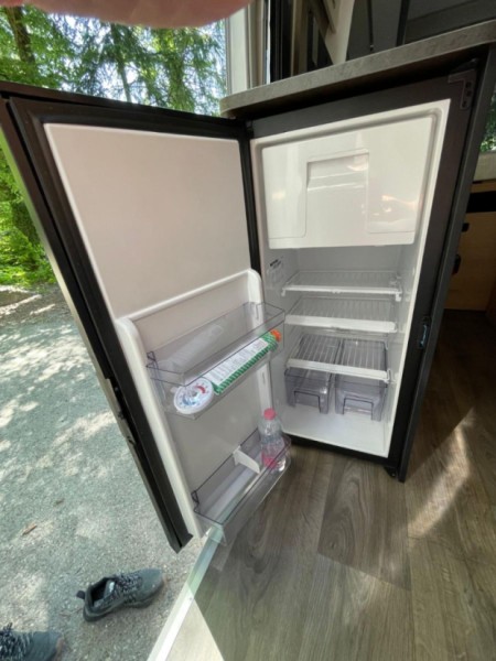 Fiat Sunlight Adventure Cliff 600 avec toit relevable, porteur Fiat Ducato 140 cv Campingbus - Corminboeuf, Schweiz