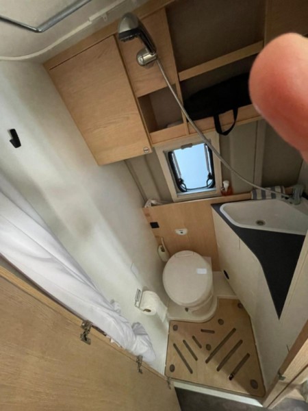 Fiat Sunlight Adventure Cliff 600 avec toit relevable, porteur Fiat Ducato 140 cv Campingbus - Corminboeuf, Schweiz