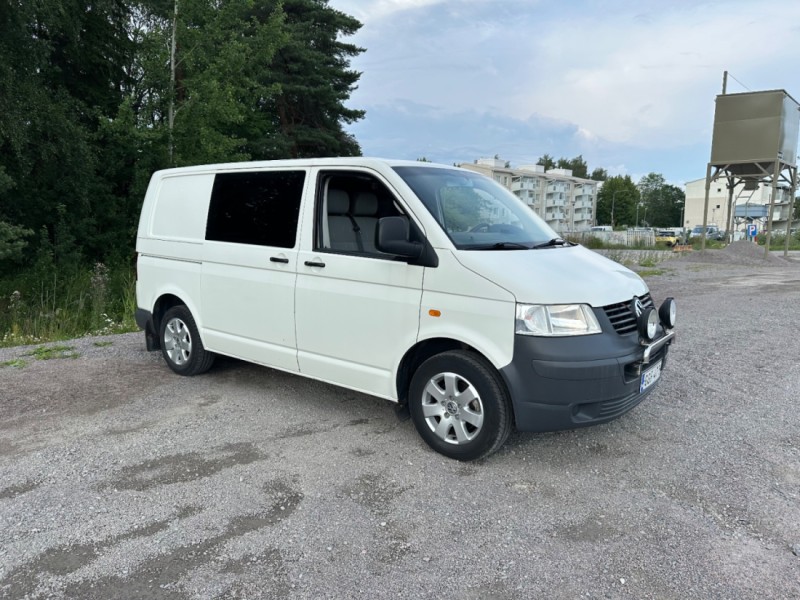 VW Transporter T5 1.9 TDI Campingbus - Helsinki, Finnland