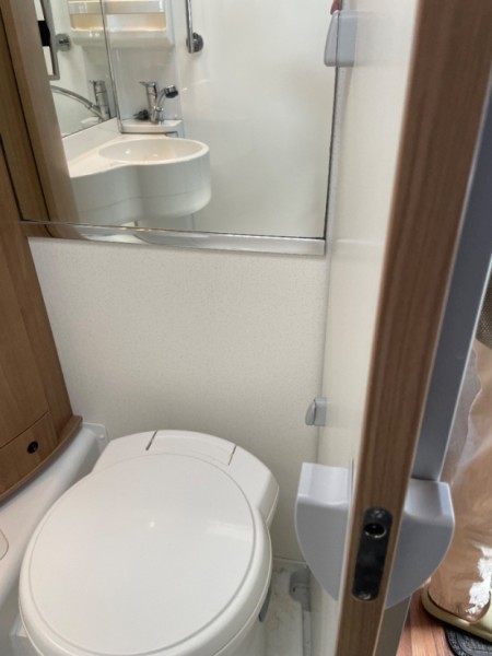 Hymer Exsis-I 562 Premium 50 Wohnmobil - Upplands Väsby, Schweden