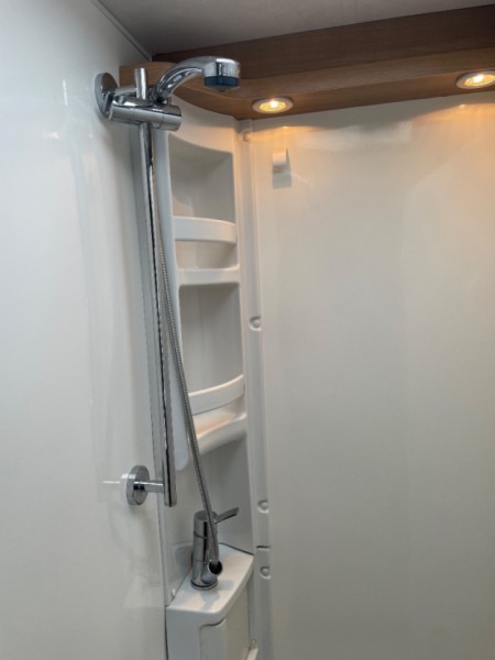 Hymer Exsis-I 562 Premium 50 Wohnmobil - Upplands Väsby, Schweden