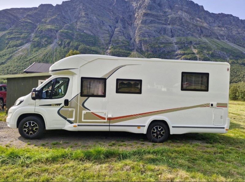 Challenger 398 XL Genesis Fiat M17 Wohnmobil - Tromsø, Norwegen