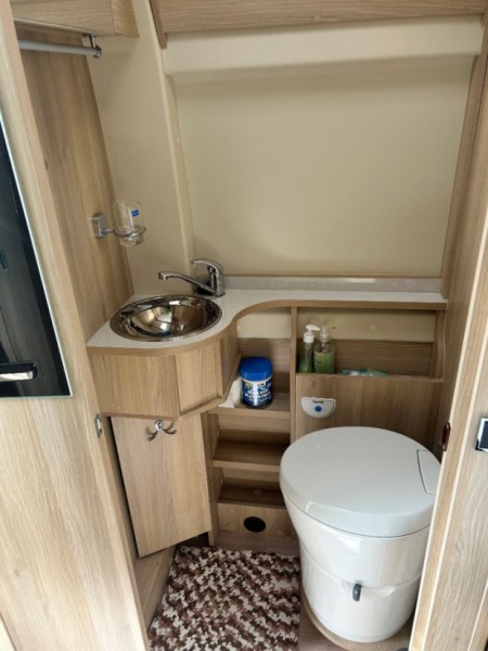 Dreamer Ducato Lava / Alusta 150 Multijet 2.3 D Campingbus - Vantaa, Finnland