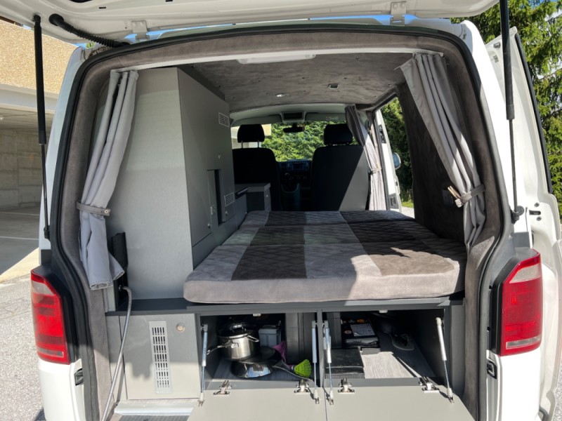 VW T6 Campingbus - Onex, Schweiz