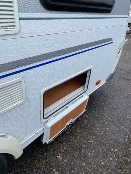 Knaus Sport 400 LK Wohnwagen - Zürich, Schweiz