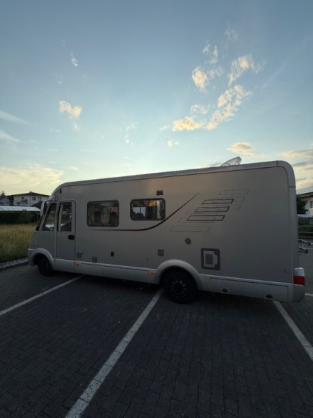 Hymer B 654 SL Wohnmobil - Oberbüren, Schweiz