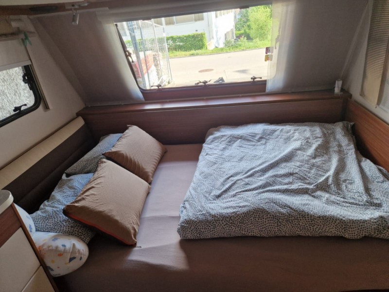 Adria Adora 542 UT mit XXL Familienbett (190cm x 220cm) Wohnwagen - Nürensdorf, Schweiz