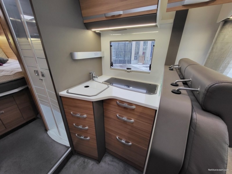 Adria Matrix 670 Sc Nordkapp edition Wohnmobil - Tampere, Finnland