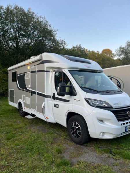 Carado T 449 P10 Wohnmobil - Enköping, Schweden