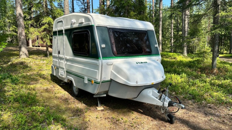 Niewiadow Poksi 126 NTL Wohnwagen - Imatra, Finnland