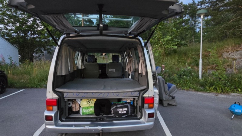 Westfalia Multivan Campingbus - Geithus, Norwegen