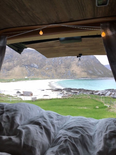 Volkswagen Transporter Campingbus - Bøstad, Norwegen