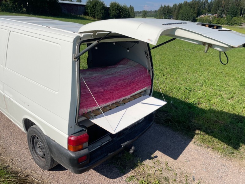 Volkswagen Transporter T4 Umpikori 2.5 TDI Campervan - Helsinki, Finland