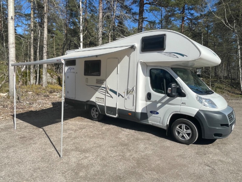 Fiat Ducato Lava / Alusta 100 Multijet 2.2 D Wohnmobil - Espoo, Finnland