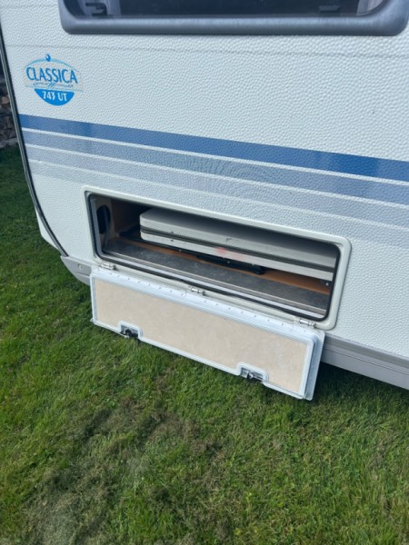 Adria Classica 743 UT Caravane - Hallsberg, Suède