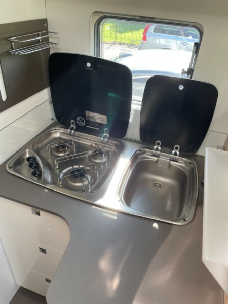 Bürstner Lyseo I 728G integroitu Wohnmobil - Vantaa, Finnland
