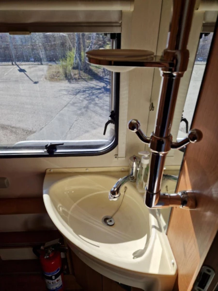 Weinsberg R51 Wohnmobil - Skogås, Schweden