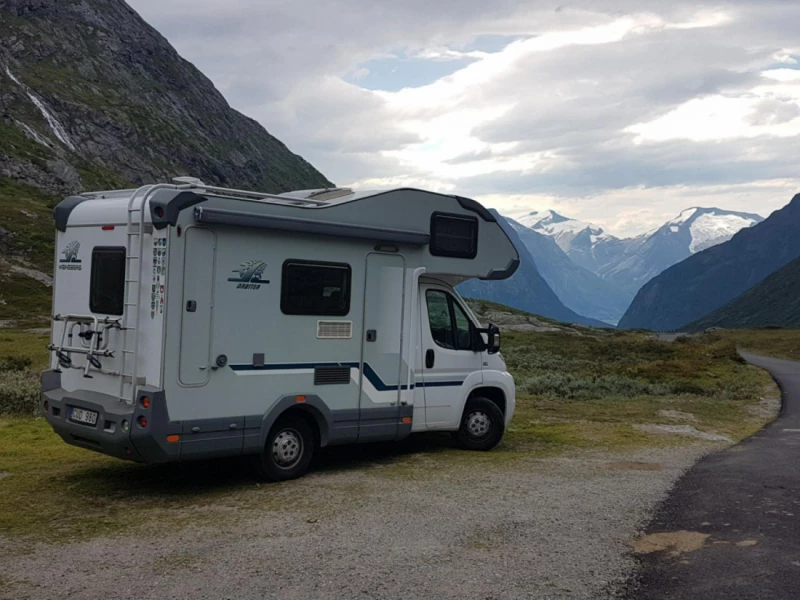 Weinsberg R51 Wohnmobil - Skogås, Schweden