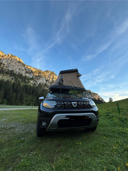 Dacia Duster Campingbus - Chardonne, Schweiz