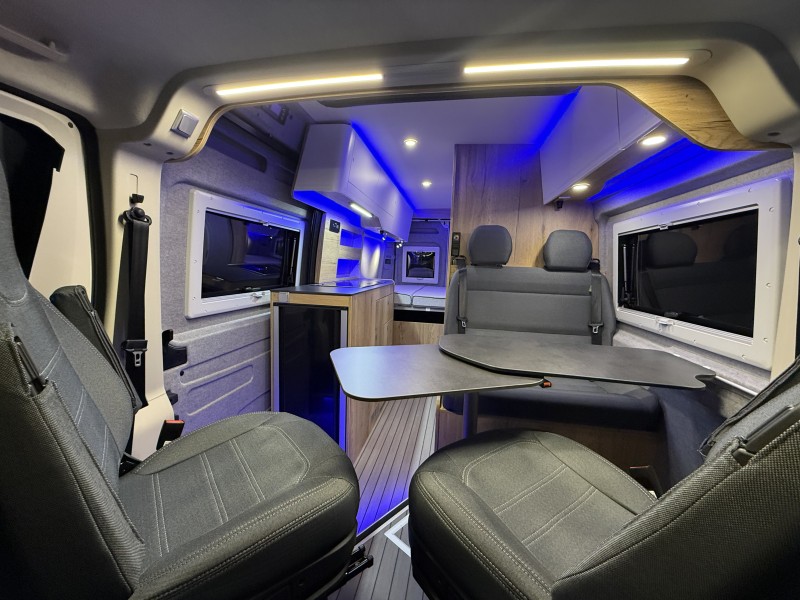 Citroën Clever Celebration mit Querbetten (ZU VERKAUFEN) Campingbus - Muotathal, Schweiz