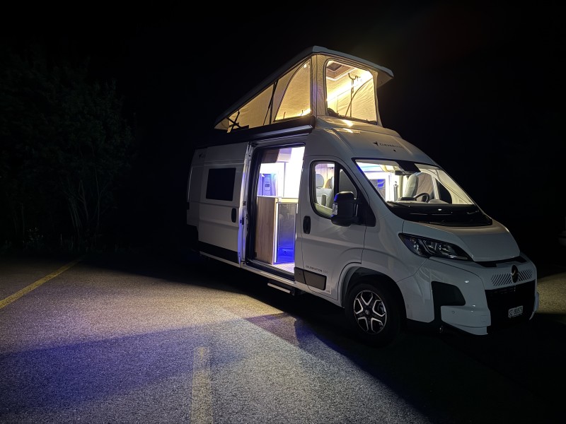 Citroën Clever Celebration mit Querbetten (ZU VERKAUFEN) Campingbus - Muotathal, Schweiz